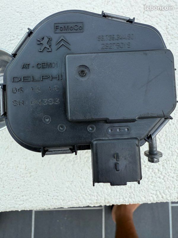 Boîtier papillon Peugeot Citroën (image 2)