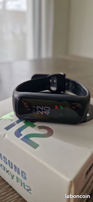 Samsung Fit2 avec le câble (image 1)