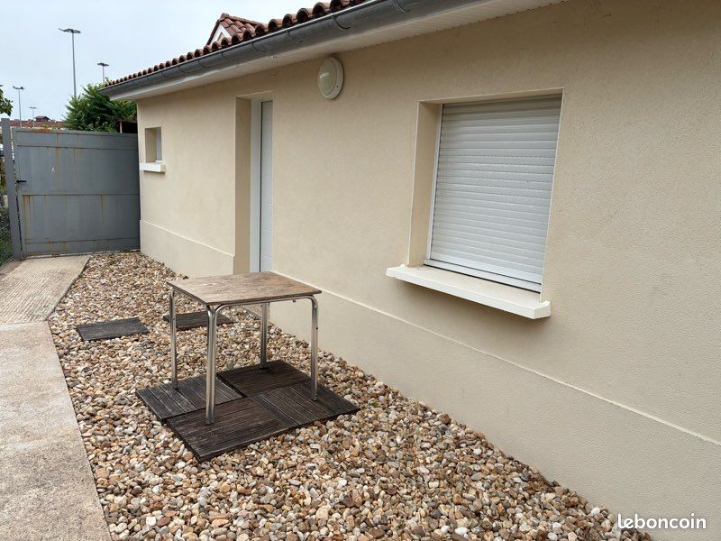 Appartement 1 pièce 22 m² · à Bergerac · 22 m² · 390 €