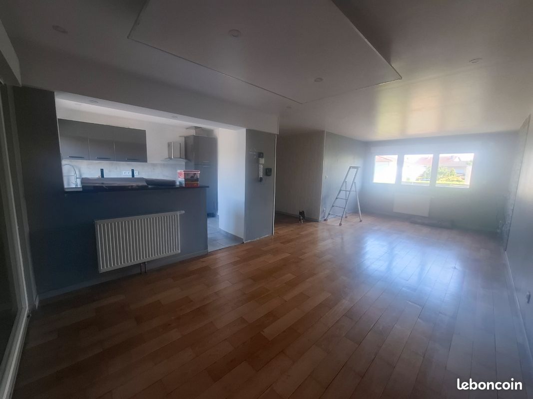Maison 5 pièces 97 m² · à Ennery · 97 m² · 250 000 €
