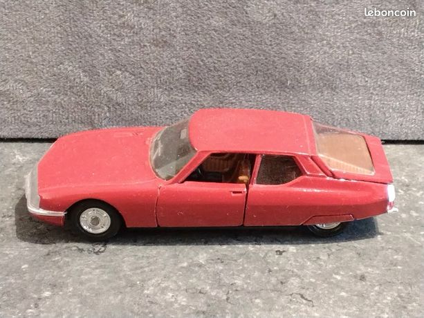 Solido 1/43 – Citroën SM Mylord Blanche 1975, Modèle De Collection
