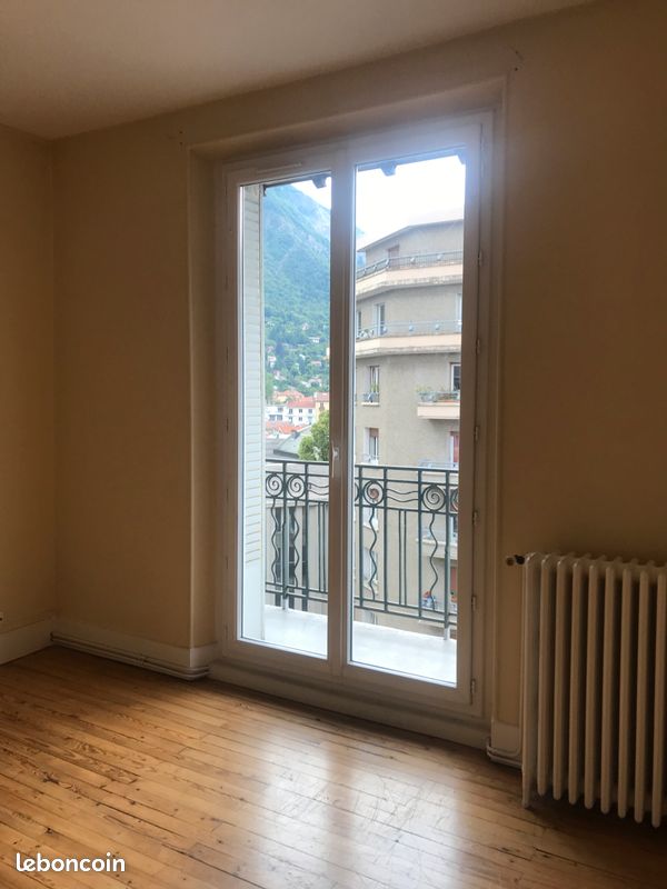 Appartement a louer grenoble - 1 pièce(s) - 38 m2 - Surfyn