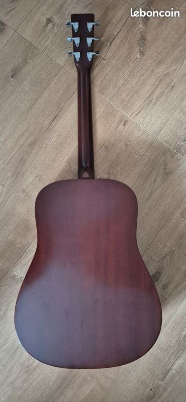 Martin D-15 USA en étui (image 2)