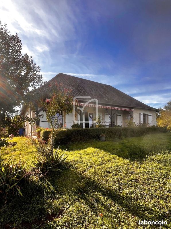 Maison 5 pièces 120 m² · à Vars-sur-Roseix · 120 m² · 255 000 €