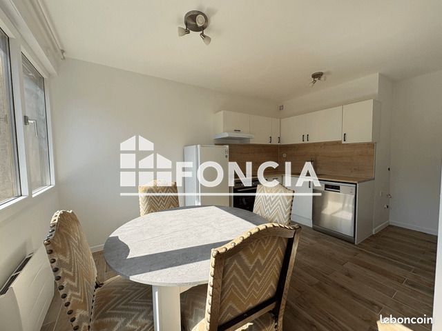 Appartement 2 pièces 50 m² · à Vétraz-Monthoux · 50 m² · 1 350 €
