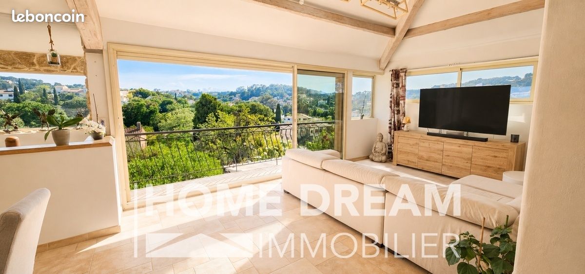 Maison 6 pièces 193 m² · à La Seyne-sur-Mer · 193 m² · 699 000 €