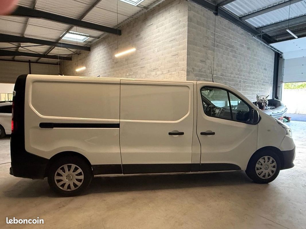 Renault Trafic Vu FOURGON 1.6 DCI 120 1T2 L1H1 ENERGY CONFORT (image 6)