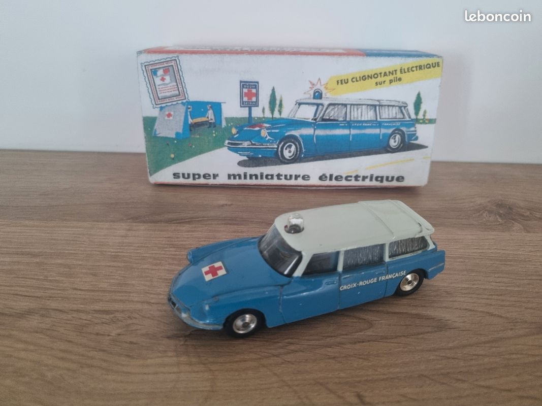 Citroen id19 break ambulance croix rouge francaise marque cij europarc 1/43 - Collection