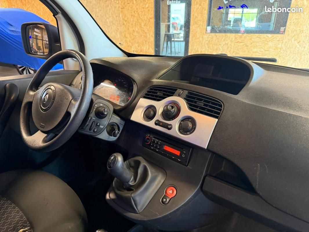 Renault Kangoo 1.5 DCI 85 COMPACT (image 21)