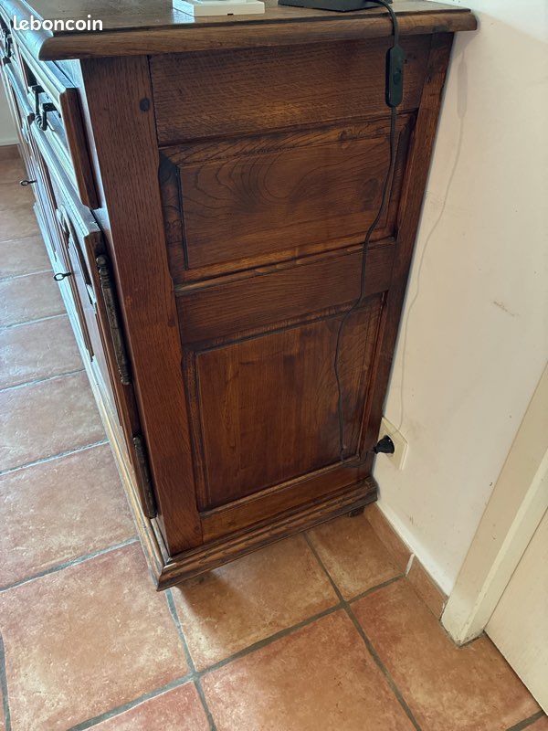 Buffet en chêne 3 portes (image 2)