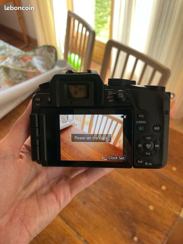 Appareil photo vidéo Panasonic Lumix G7 – Hybride 4K 16MP + objectif (image 10)