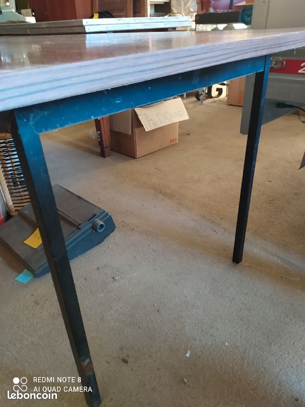 Table formica (image 2)