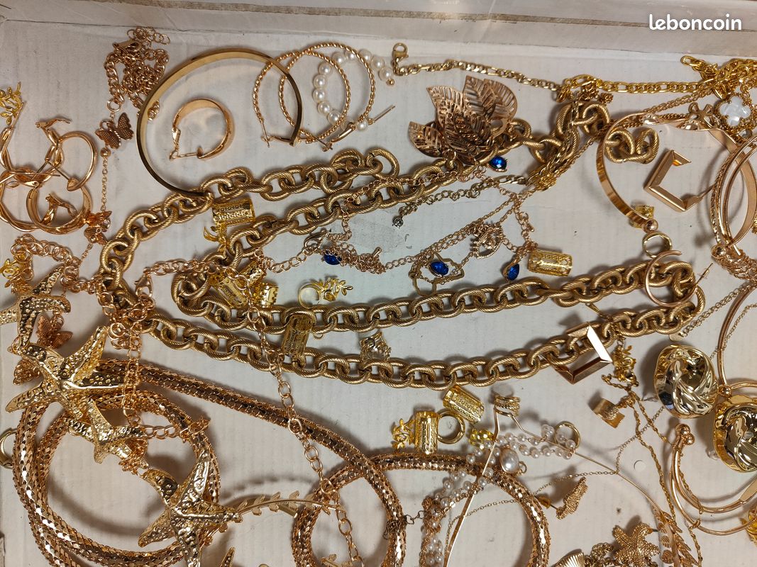 Lot De 50 Bijoux Neufs Sans Emballage - Parfait Pour Créations, Revente Ou Cadeaux