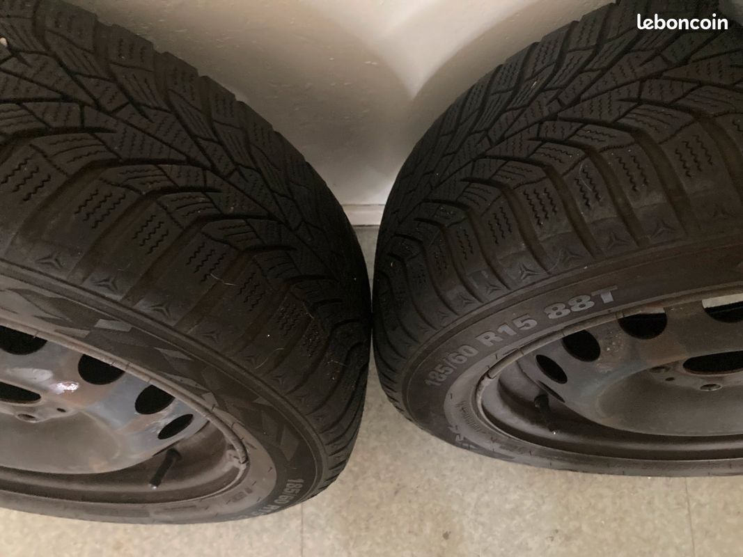 2 roues tôle de Clio 3 DCI en 185/60R15 88T (jantes RENAULT) (image 2)