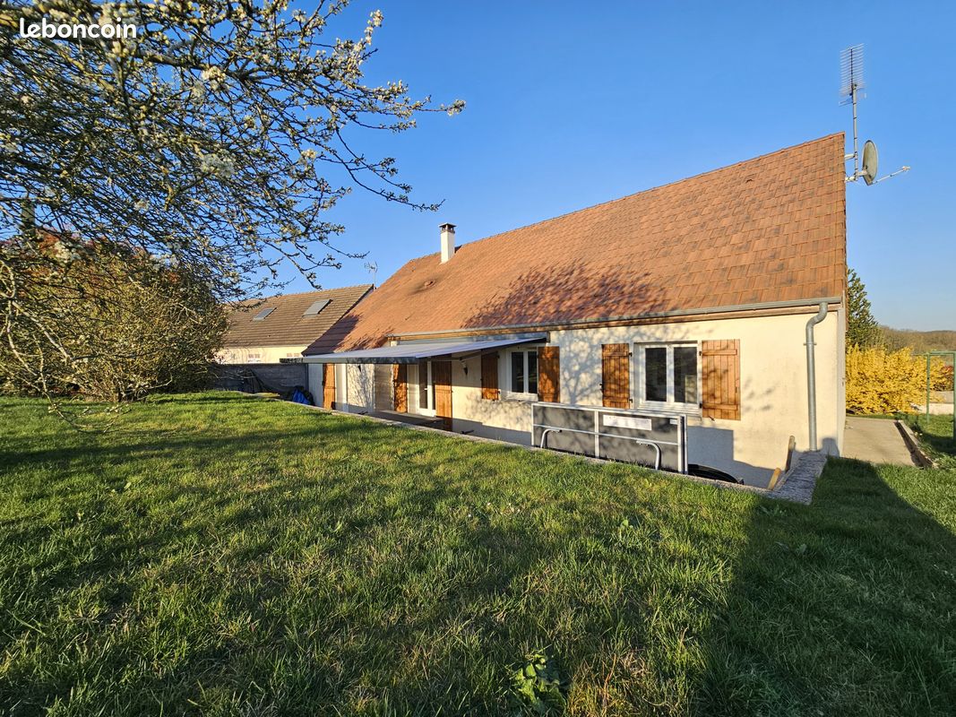 Maison 6 pièces 103 m² · à Chartres · 103 m² · 249 000 €