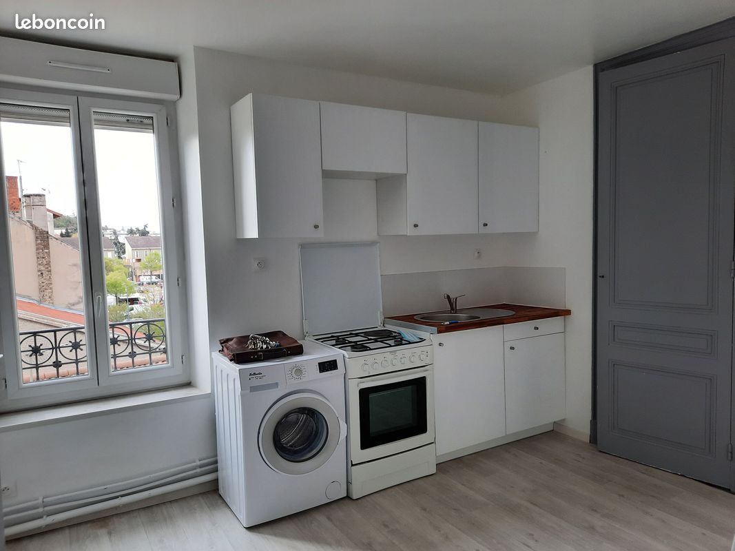 Appartement 2 pièces 33 m² · à Saint-Fons · 33 m² · 660 €/mois