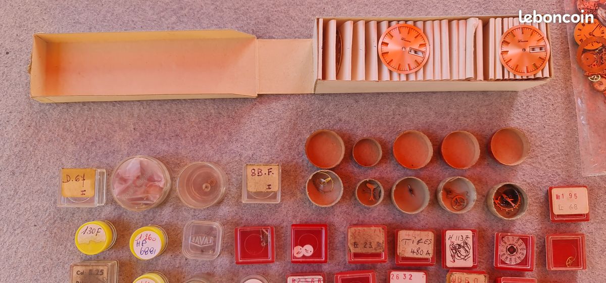 Lot pieces detachees montres horloges (image 2)