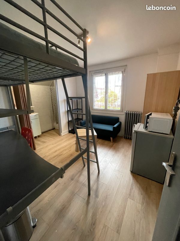 Appartement 2 pièces 16 m² · à Besançon · 16 m² · 440 €