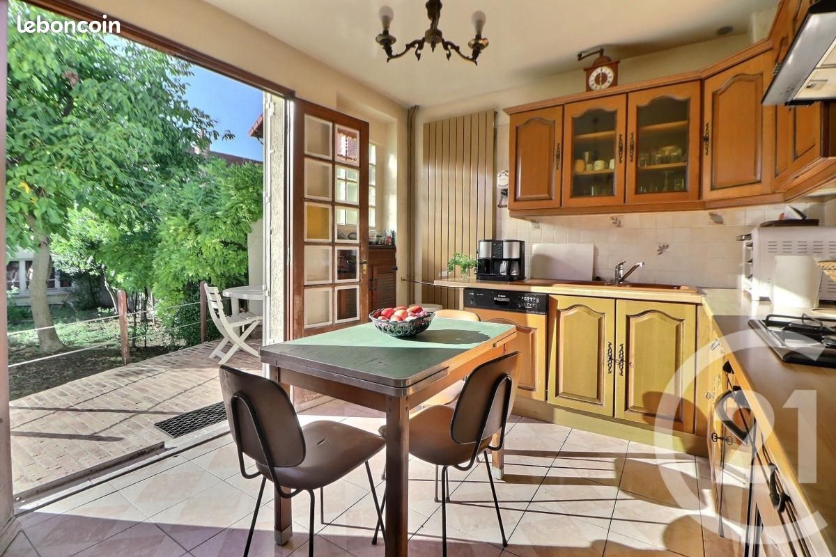 Maison 6 pièces 93 m² · à Aulnay-sous-Bois · 93 m² · 330 000 €