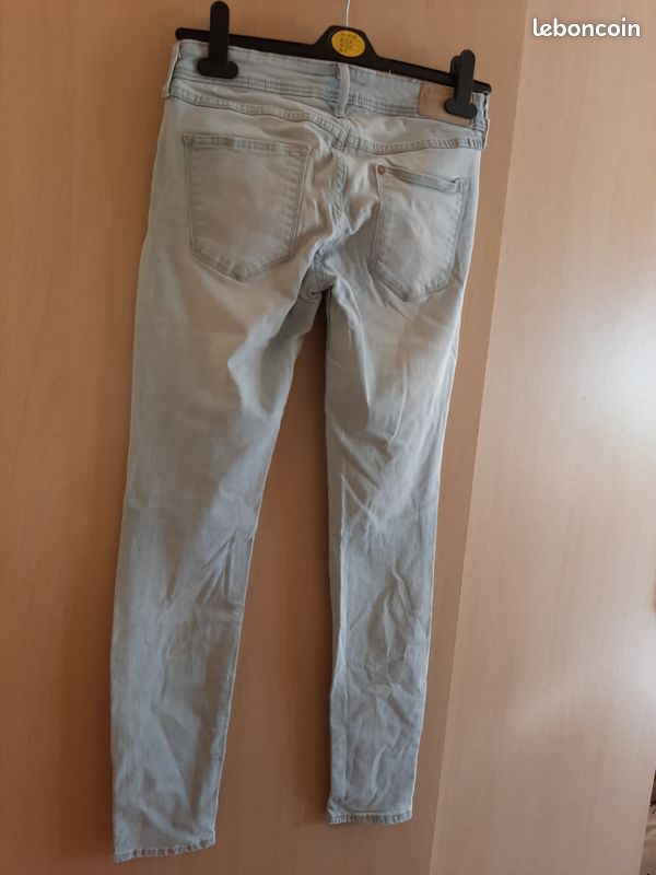Jean bleu clair - Taille 38 (image 2)