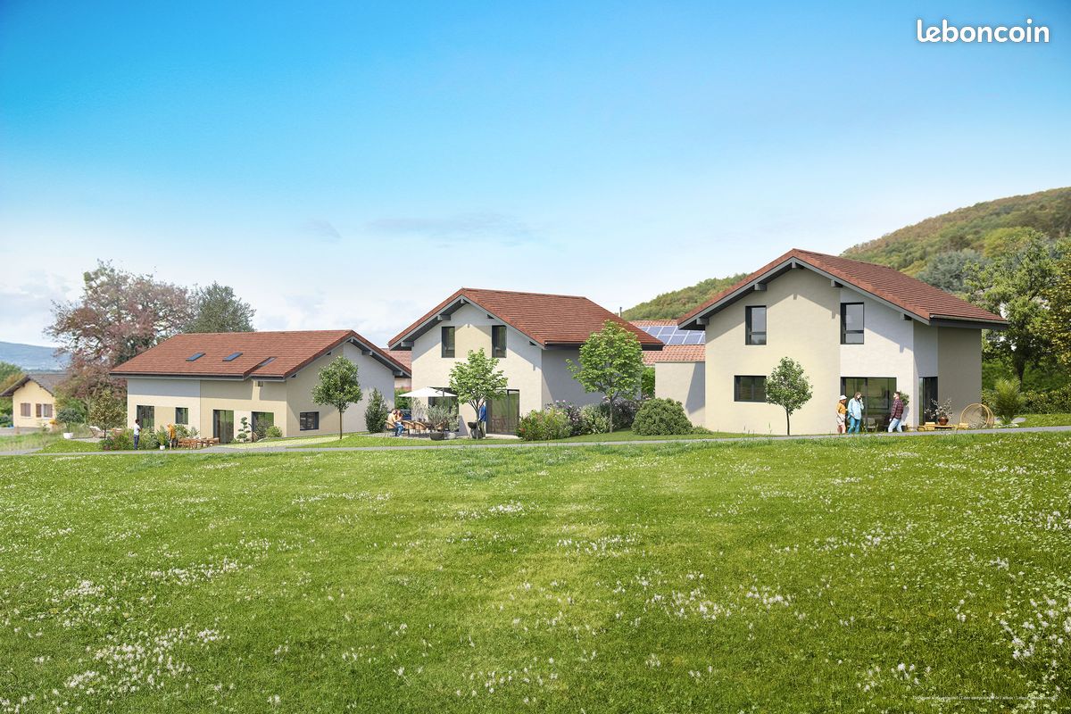 Maison 4 pièces 100 m² · à Perrignier · 100 m² · 369 900 €