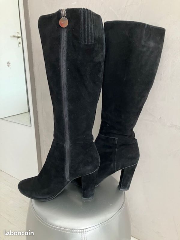 Bottes femme hautes Geox en daim noir à talon (Taille 39) (image 2)