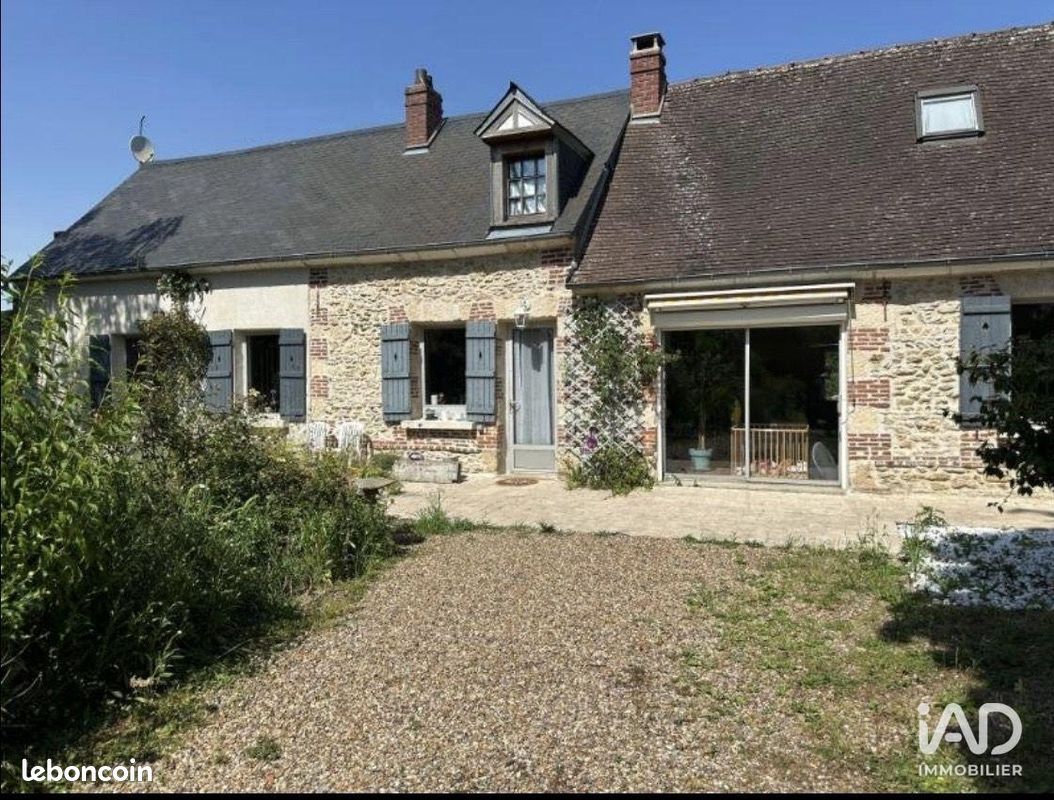 Maison 6 pièces 315 m² · à Abbecourt · 315 m² · 599 000 €