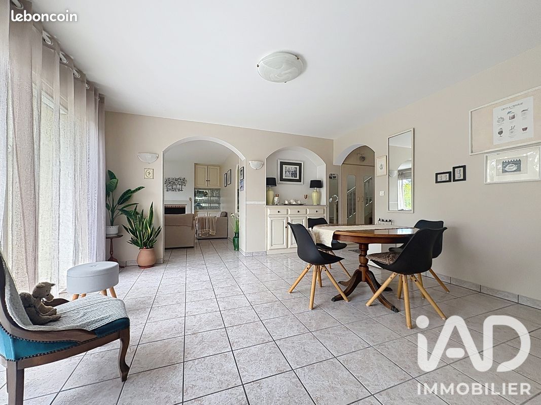 Maison 5 pièces 156 m² · à Lons · 156 m² · 450 000 €