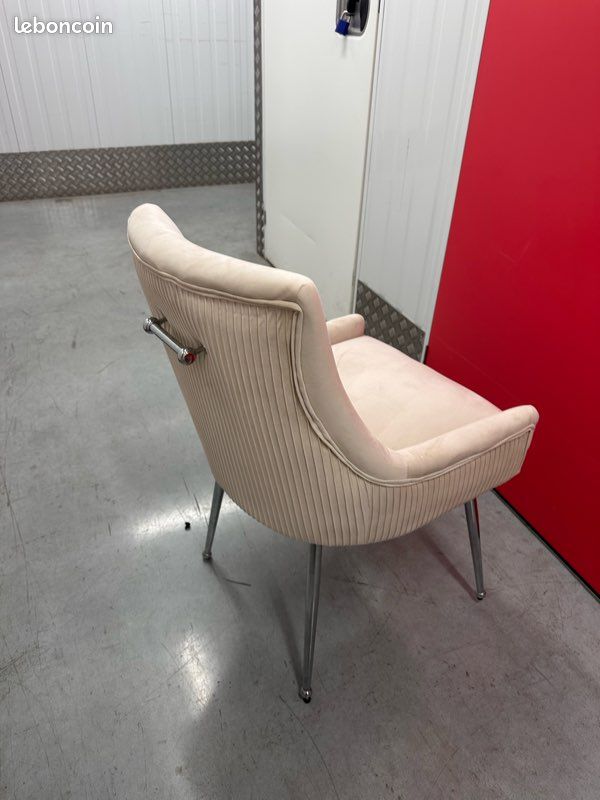 Chaise salle à manger (image 1)