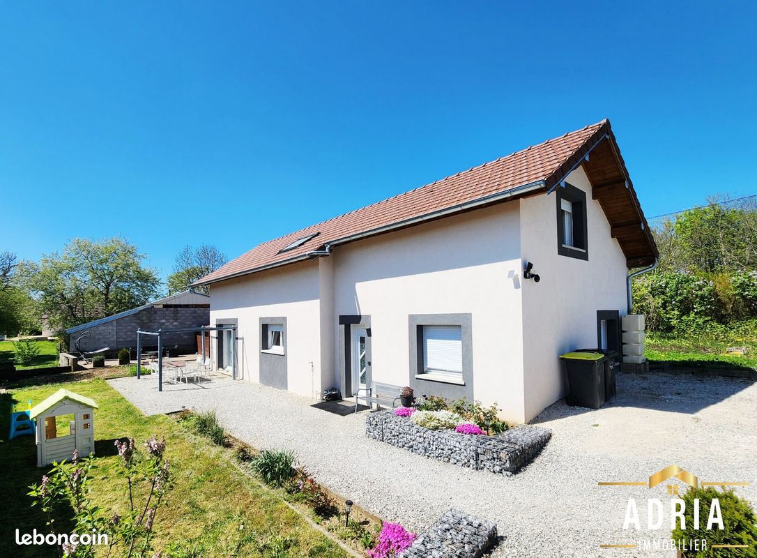 Maison 4 pièces 141 m² · à Valdahon · 141 m² · 376 000 €