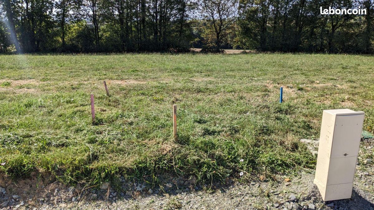 Terrain 409 m² · à La Couyère · 409 m² · 45 687 €