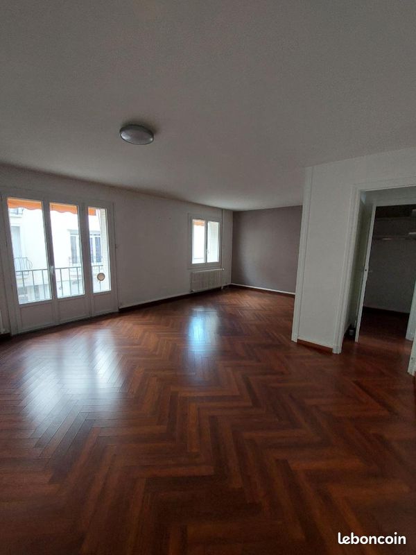 Appartement 4 pièces 90 m² · à Vichy · 90 m² · 1 090 €