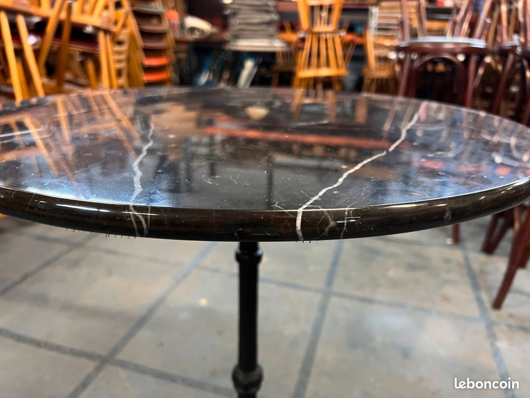 Faller 48 bancs de brasserie et 24 tables