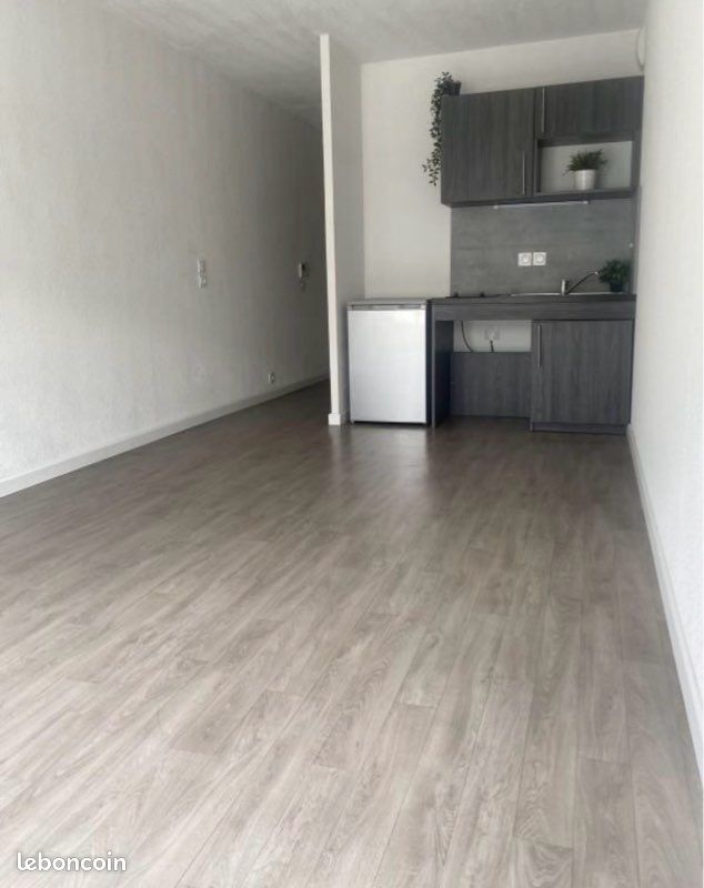 Appartement 1 pièce 17 m² · à Lorient · 17 m² · 390 €/mois