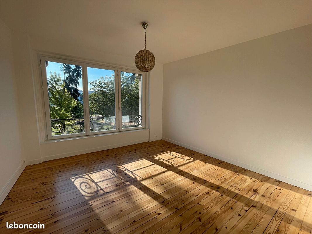 Appartement 2 pièces 64 m² · à Clermont-Ferrand · 64 m² · 720 €