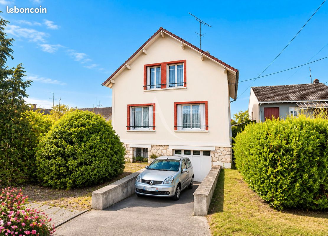 Maison 5 pièces 110 m² · aux Mureaux · 110 m² · 260 000 €