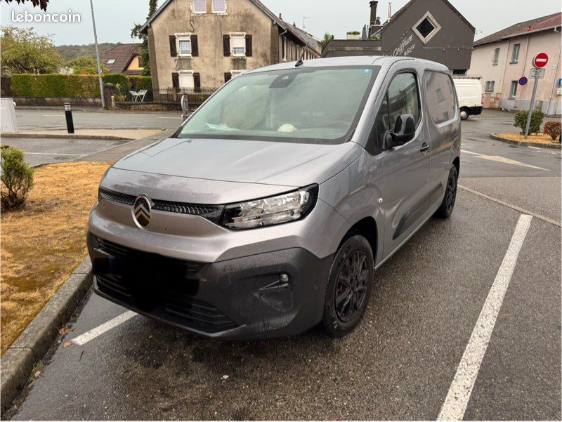 Berlingo van fourgon Blue HDI 130 S&S EAT 8 (image 1)