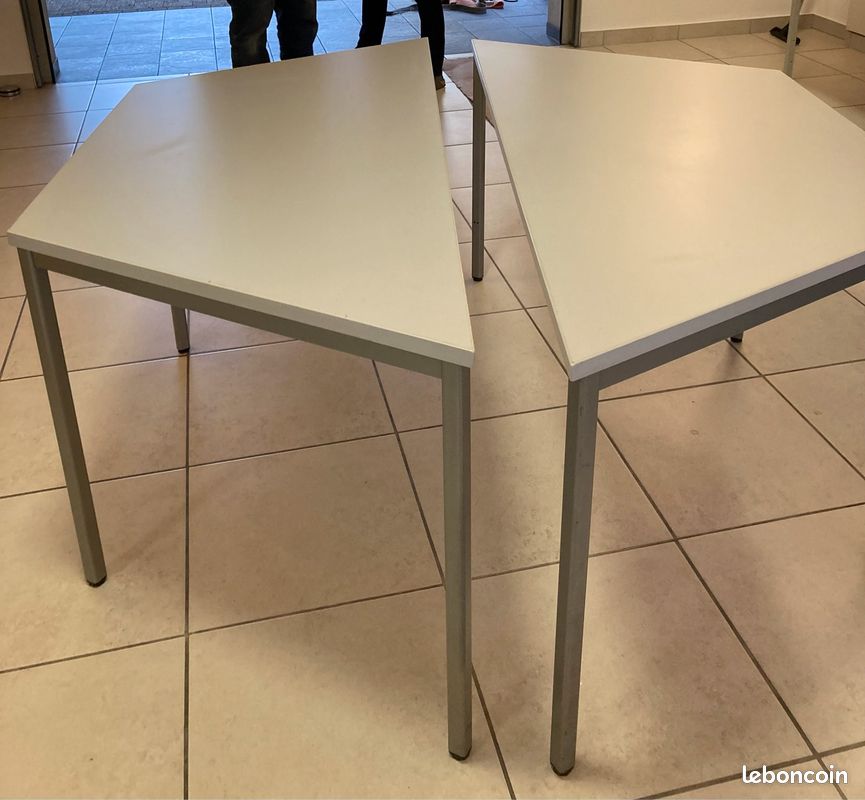 Table hexagonale avec 6 côtés en métal et bois en 2 parties (image 1)