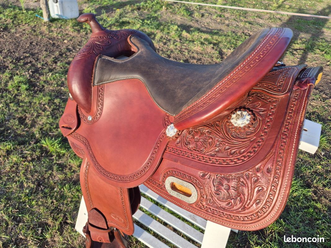Selle Western Roping 16 Pouces - Cuir Naturel Et Châtaigne - Teinture Tambour - Fabriquée En Inde