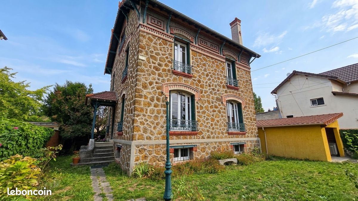 Maison 8 pièces 160 m² · à Aulnay-sous-Bois · 160 m² · 680 000 €