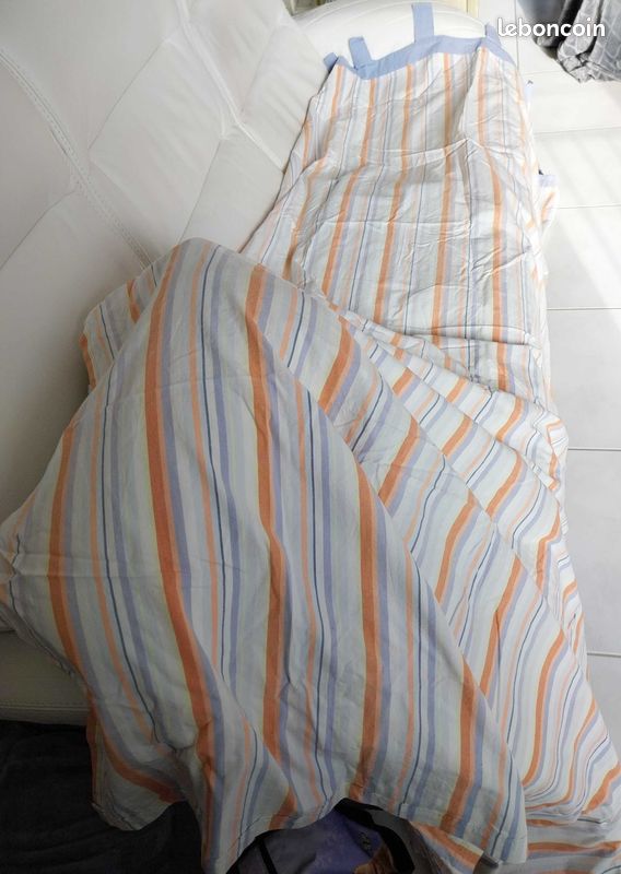 Dessus de lit + tête de lit + rideaux (ensemble complet) (image 3)