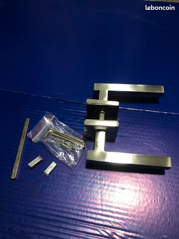 Poignée de porte inox (image 1)
