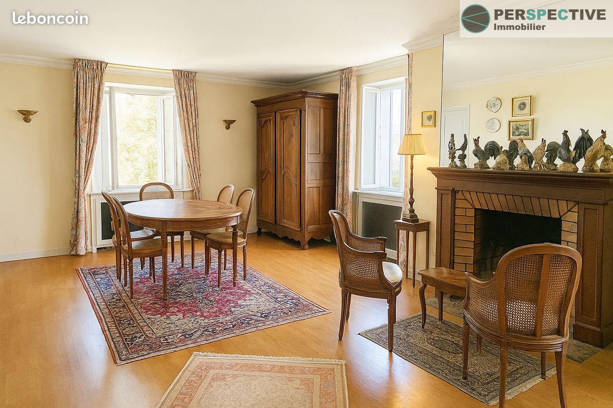 Appartement 4 pièces 152 m² · à Ferney-Voltaire · 152 m² · 595 000 €