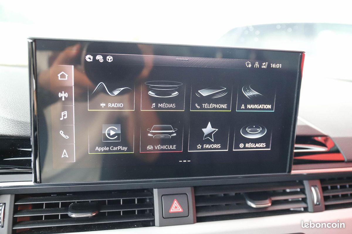 AUDI A4 AVANT 2.0 35 TFSI 150 S-tronic BREAK S line PHASE 3 (image 18)