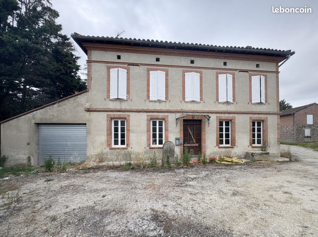 Maison 9 pièces 229 m² · à Teulat · 229 m² · 132 000 €