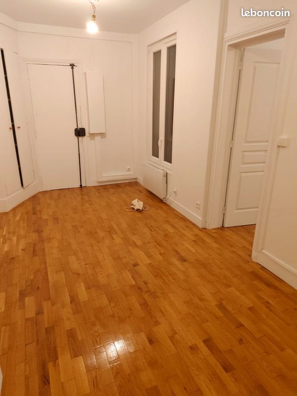 Appartement 2 pièces 30 m² · à Paris · 30 m² · 990 €/mois