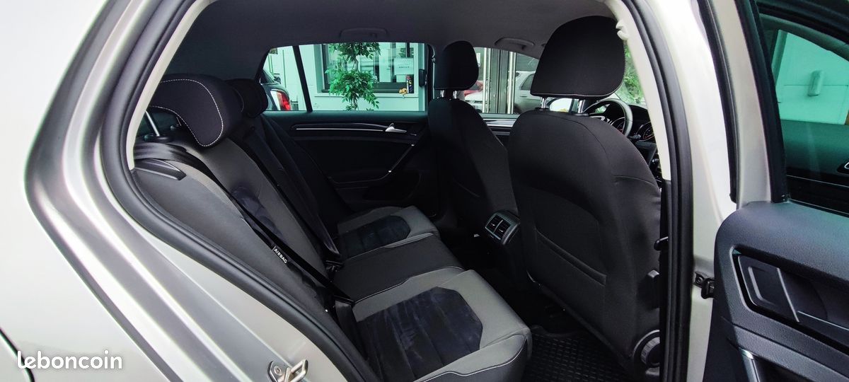 Volkswagen GOLF VII 1.4 TSI 140CH HIGHLINE DSG7*KEYLESS*LANE ASSIST*A.C.C*CAMERA*PARK ASSIST*WEBASTO (image 18)