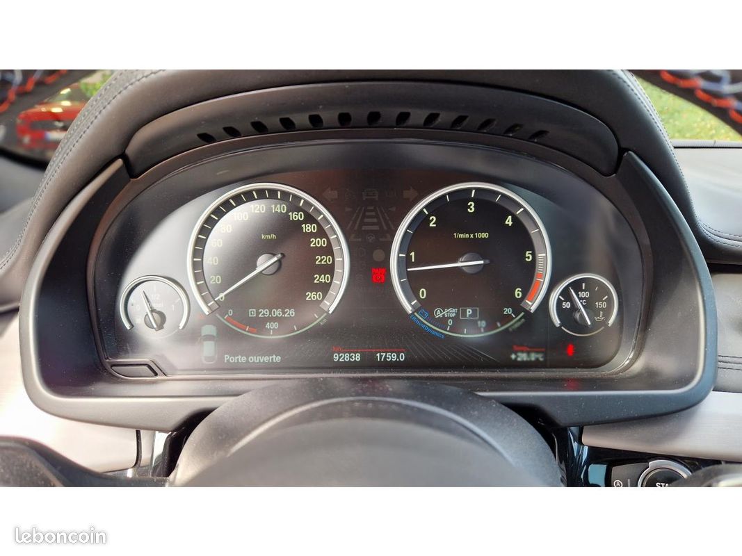 BMW X6 xDrive 30d - BVA F16 F86 Lounge Plus (image 40)