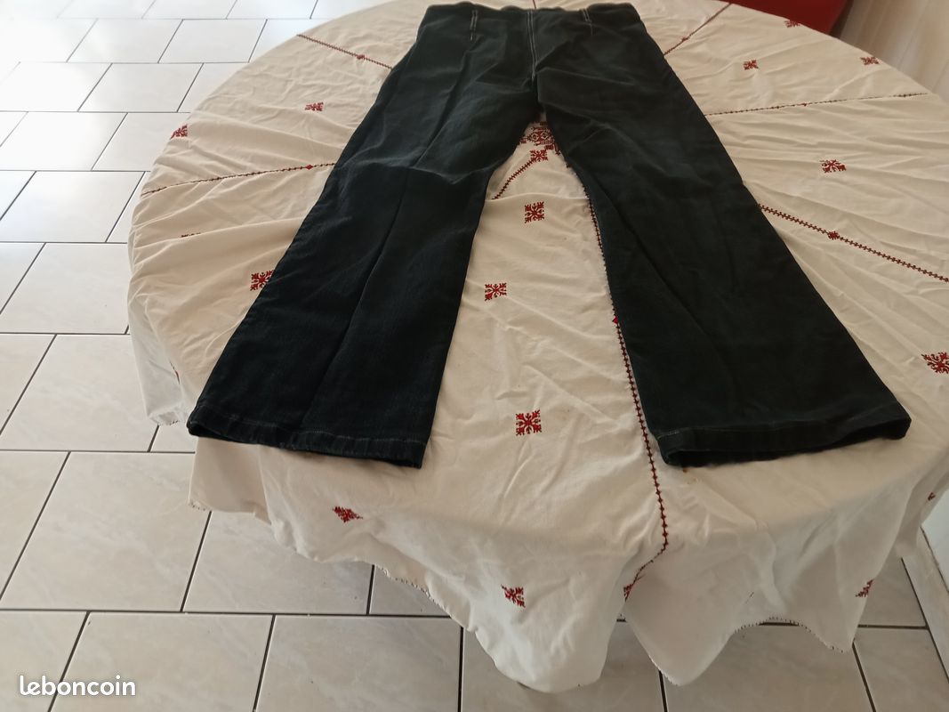 Jean NAF-NAF taille 42 (image 5)