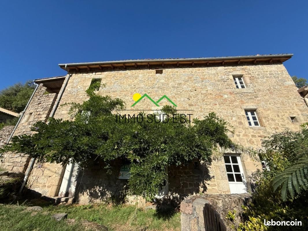 Maison 4 pièces 75 m² · à Gluiras · 75 m² · 120 000 €